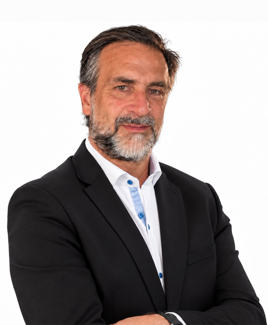 Guillermo-Henningsen-MRH-FOOTBALL-AGENCY